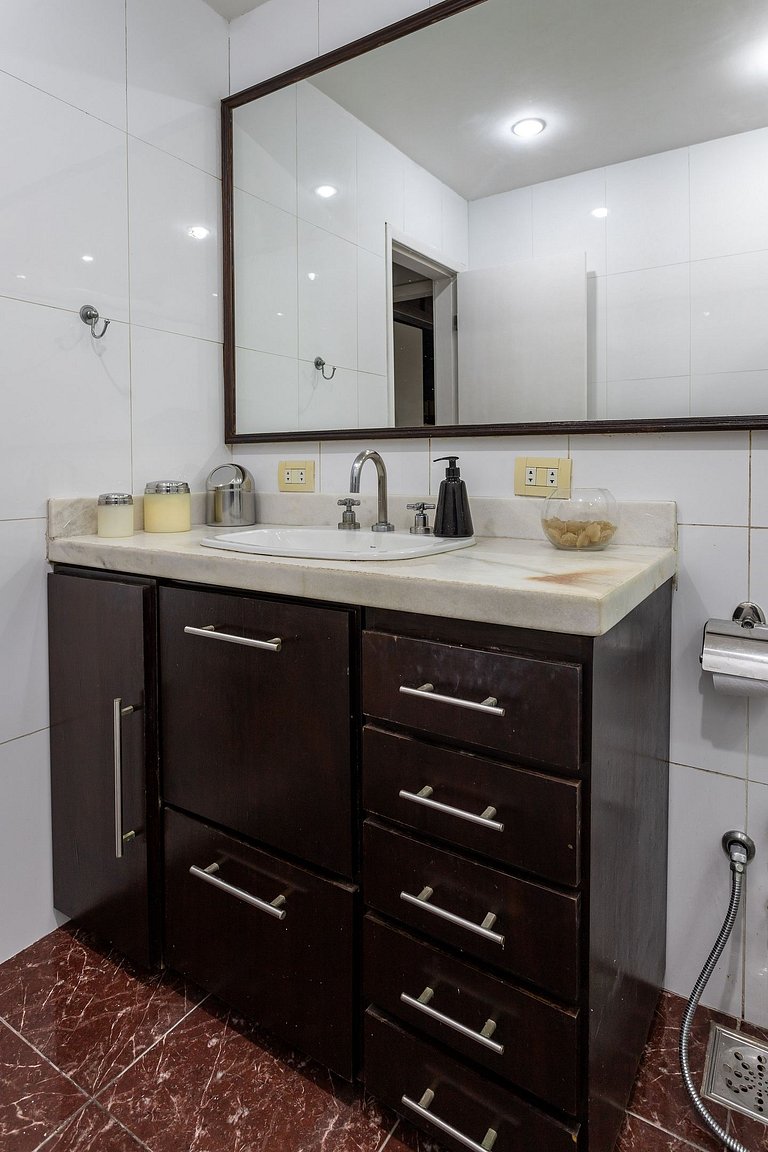 Super Duplex em Copacabana - Ao lado do Metrô