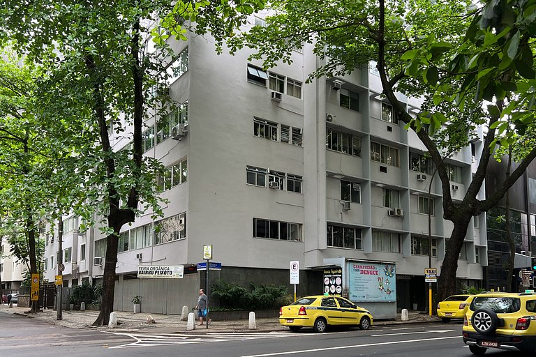 Super Duplex em Copacabana - Ao lado do Metrô