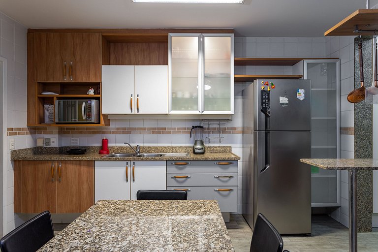 Vista Mar - Luxuoso Apartamento para 10 pessoas