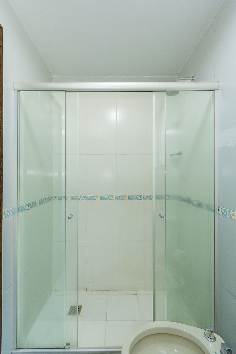 Flat Posto 6 com Piscina - Copacabana