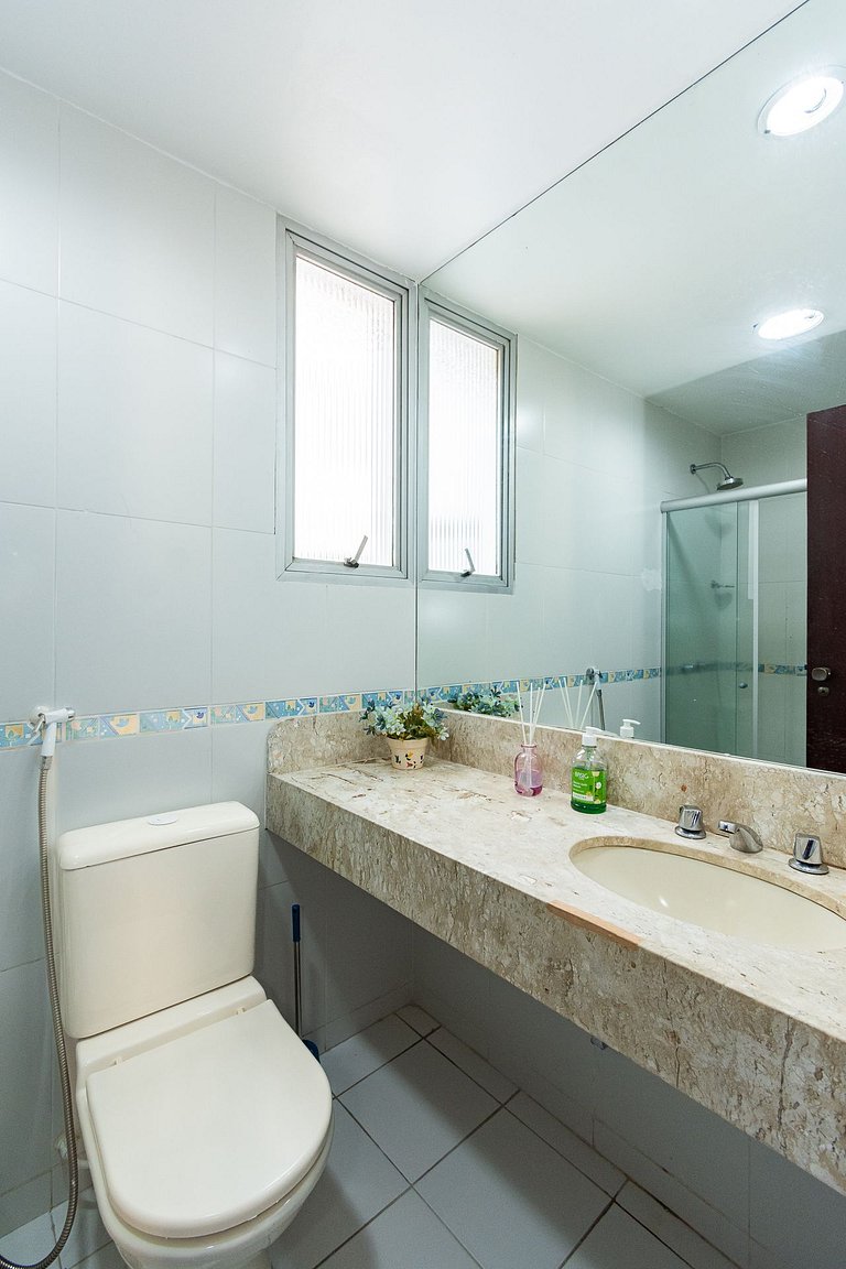 Flat Posto 6 com Piscina - Copacabana