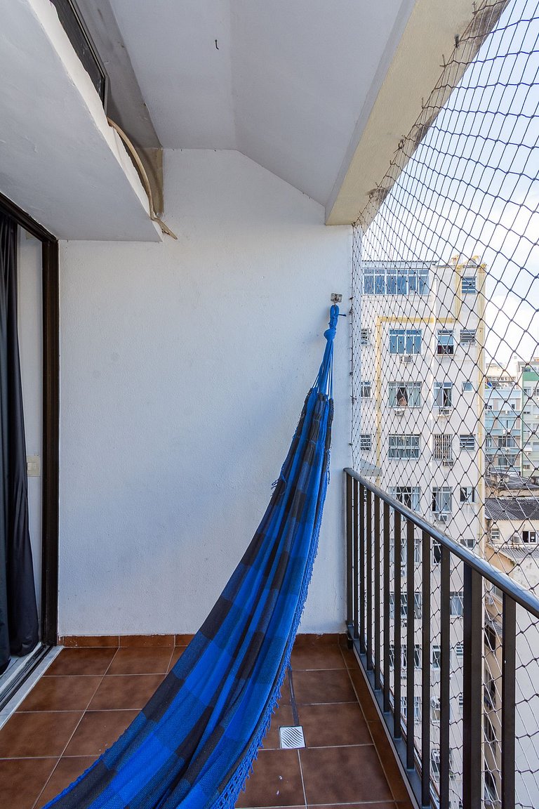 Flat Posto 6 com Piscina - Copacabana