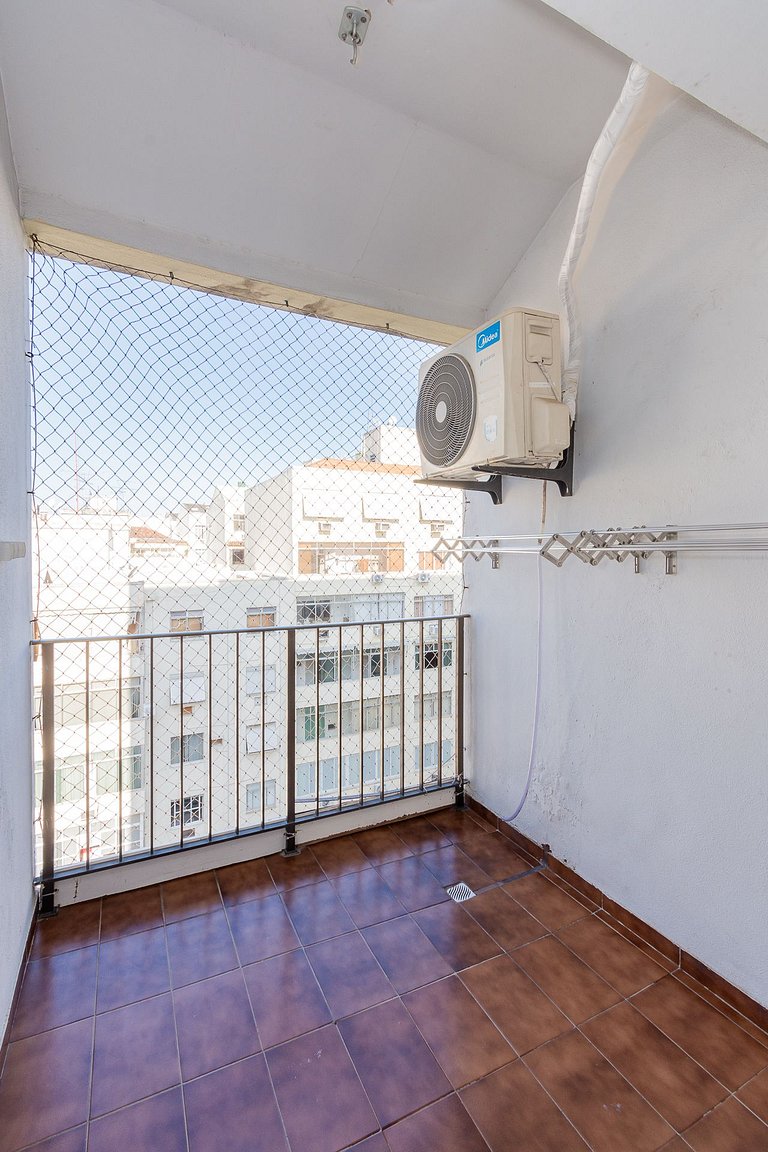 Flat Posto 6 com Piscina - Copacabana