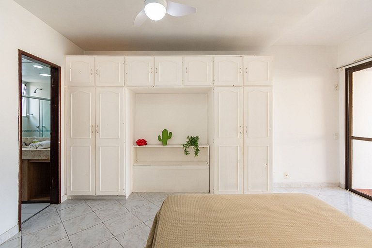 Flat Posto 6 com Piscina - Copacabana