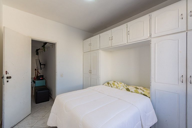 Flat Posto 6 com Piscina - Copacabana
