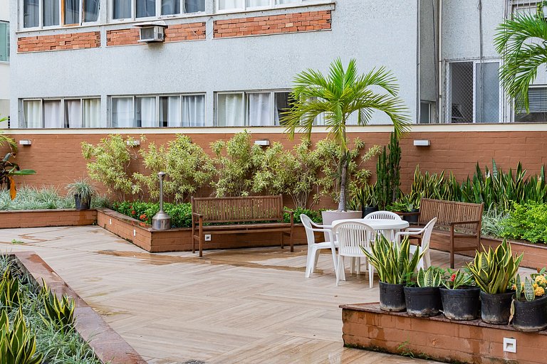 Flat Posto 6 com Piscina - Copacabana